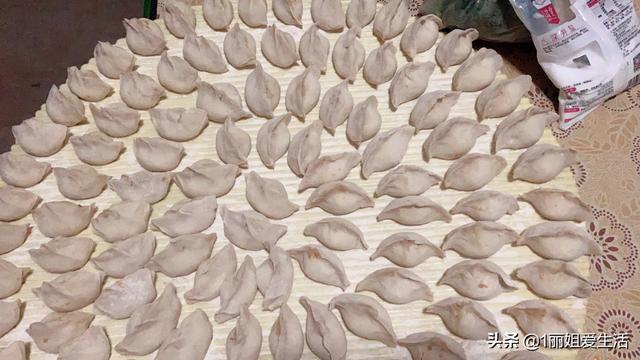 元宵節全國的習俗都一樣嗎？有沒(méi)有不吃元宵的地方？